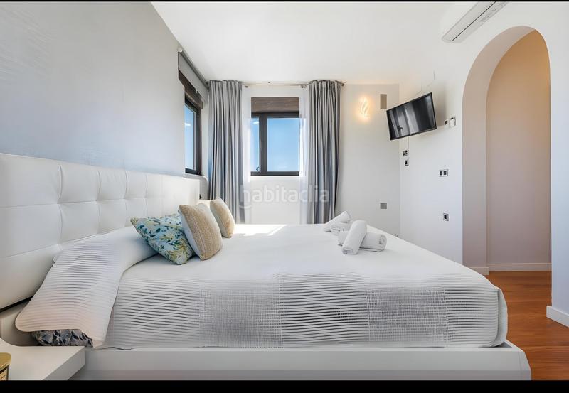 Foto df602ed9-4e36-40d8-96b9-4ba7792ca22f. Rent house with heating parking pool in Residencial Triana - Barrio Alto Gabias (Las)