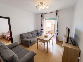 Miete Etagenwohnung  Avenida de dilar. Piso luminoso de 3 dormitorios ideal para estudiantes  avda. díl