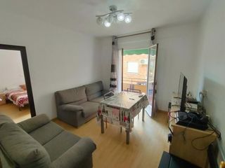 Location Appartement  Avenida de dilar. Piso luminoso de 3 dormitorios ideal para estudiantes  avda. díl