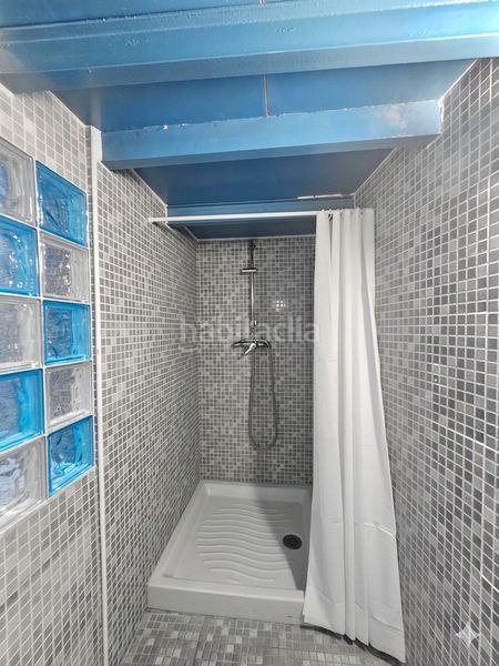 Foto abe7449a-c90d-4dff-b7dc-ef91007f147e. Casa adossada a Centro Salobreña