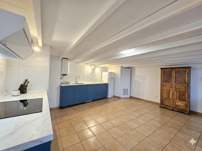 Foto c49e6d5a-5462-429a-87d1-821b1b7fe4ee. Casa adossada a Centro Salobreña