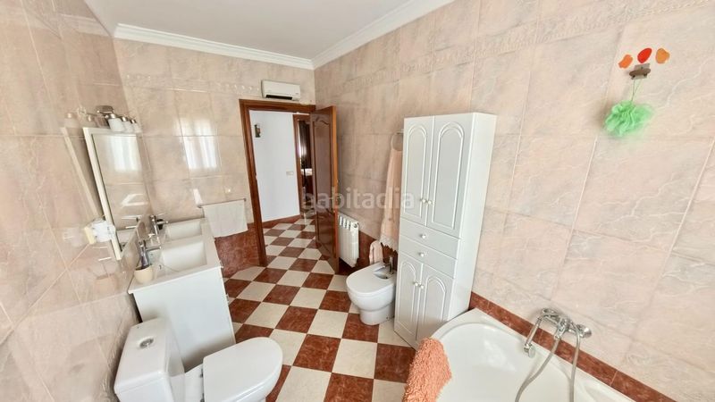 Foto 6c0d57c2-2292-4f87-819a-3ecf51d025c6. Casa adosada casa de lujo en venta en campo cámara, castril vistas al valle y la montaña, amplitud y calidad en Cortes de Baza