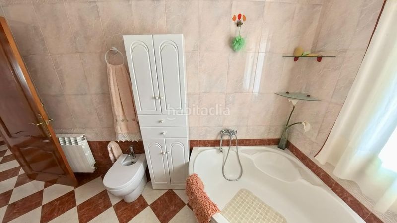 Foto 93eab446-53fe-49da-a586-6f3caddbaa1a. Casa adosada casa de lujo en venta en campo cámara, castril vistas al valle y la montaña, amplitud y calidad en Cortes de Baza
