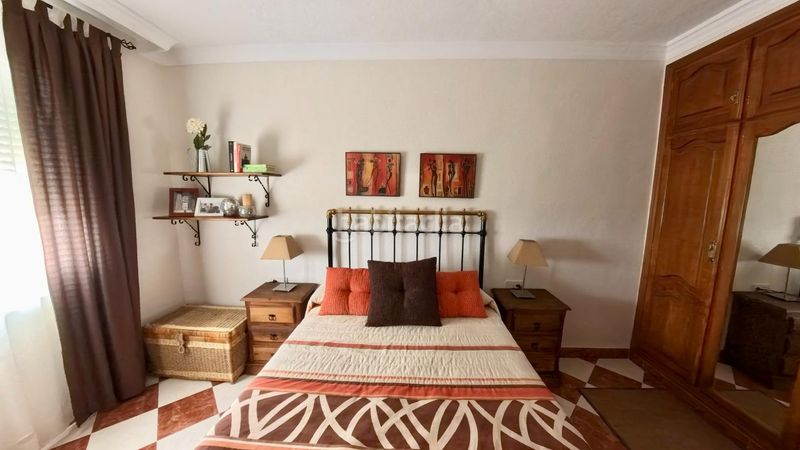 Foto f4c35645-2604-4652-ac00-b8ce04acb346. Casa adosada casa de lujo en venta en campo cámara, castril vistas al valle y la montaña, amplitud y calidad en Cortes de Baza