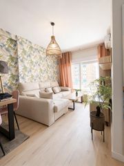 Location Appartement  Calle gutierre tibon. Piso reformado y muy luminoso en alquiler  zona campo verde  ide