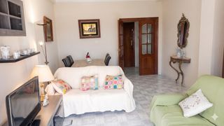 Etagenwohnung in Calle SANTIAGO LOZANO
