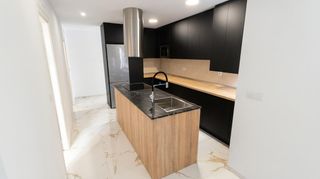 Lloguer Pis  Calle calle alhamar. Alquiler de piso reformado de 3 dormitorios en zona figares, gra