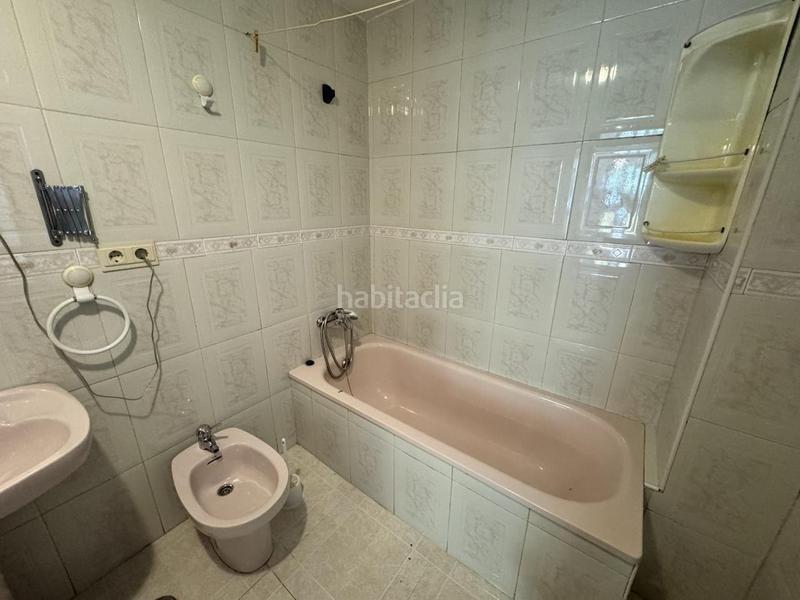 Foto 7dd91a8e-47bb-48de-a7bb-06f3b0454998. Casa adosada dlr 1773 hermosa casa de dos plantas con amplias zonas verdes y acceso al río darro sacromonte en Granada