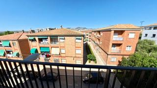 Appartement  Calle aristoteles (cer). Piso de 3 dorm en venta 150.000  gran oportunidad de inversión e