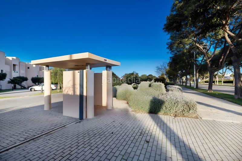 Foto 0d684535-3ca2-4f50-8040-4cd55ece849a. Piso  en venta en costa ballena 2 habitaciones, terraza, garaje, trastero y piscina comunitaria en Chipiona