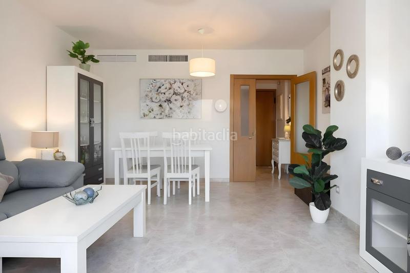 Foto 7a8bc1bc-0925-4d11-873d-7e884f92cc1f. Piso  en venta en costa ballena 2 habitaciones, terraza, garaje, trastero y piscina comunitaria en Chipiona