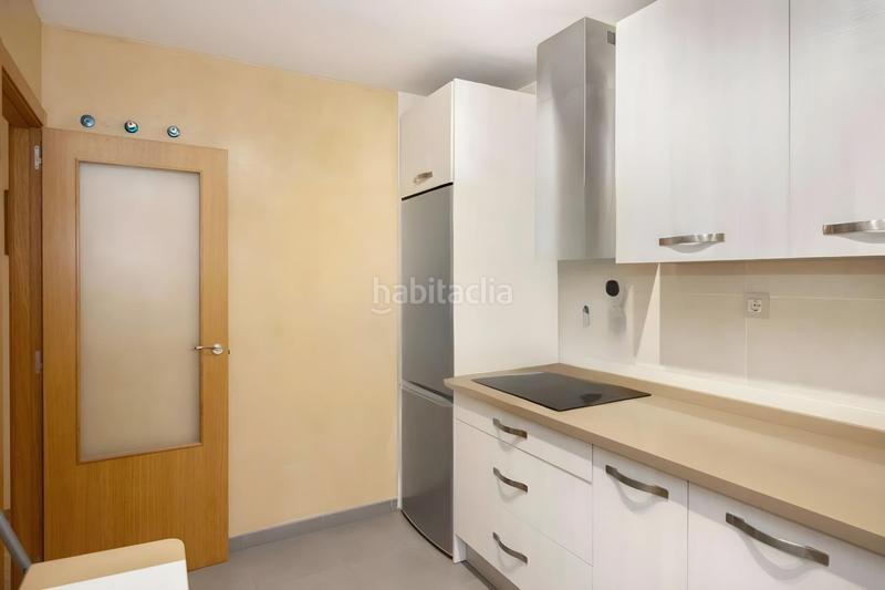 Foto 88f47eba-648f-443c-9cec-5a49f2a01035. Piso  en venta en costa ballena 2 habitaciones, terraza, garaje, trastero y piscina comunitaria en Chipiona