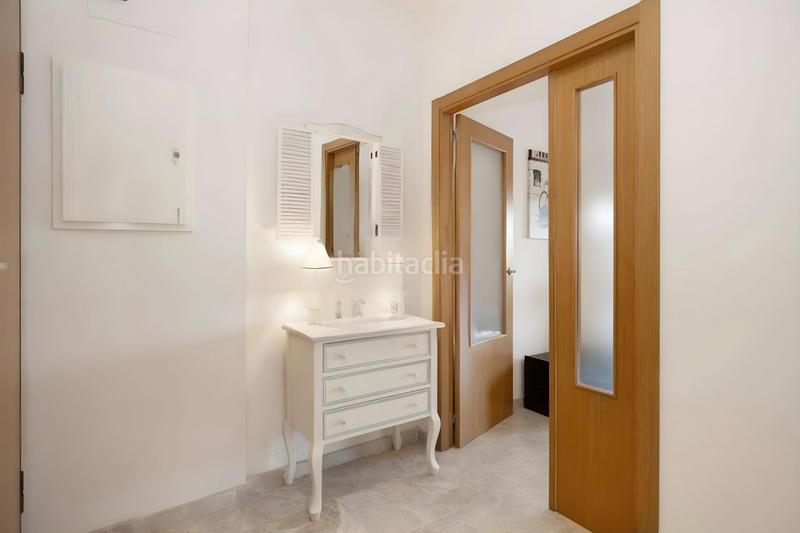 Foto e79488df-a27c-4a1d-bfa1-47f3c1202275. Piso  en venta en costa ballena 2 habitaciones, terraza, garaje, trastero y piscina comunitaria en Chipiona