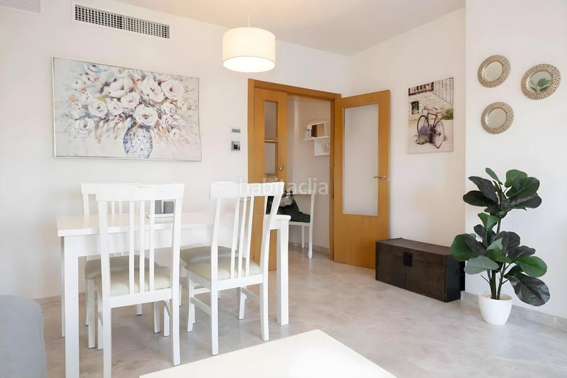 Foto ec4318c2-0509-4dae-afa9-cba6814c44d1. Piso  en venta en costa ballena 2 habitaciones, terraza, garaje, trastero y piscina comunitaria en Chipiona