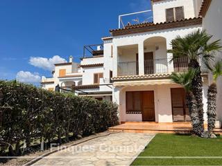 Casa adossada a Roda de Barà. Primera línea de mar!