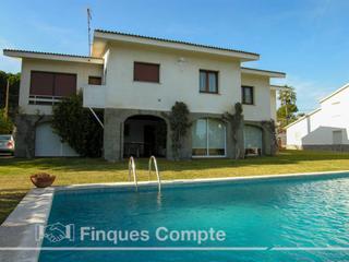 Chalet  Rosella. Chalet independiente