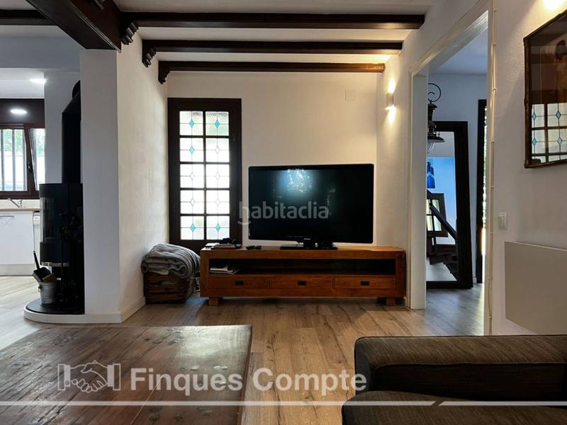 Foto 4e283c1d-b3f6-4c25-a0ec-b6112706962f. Chalet  con ubicacion excelente. en Roda de Barà