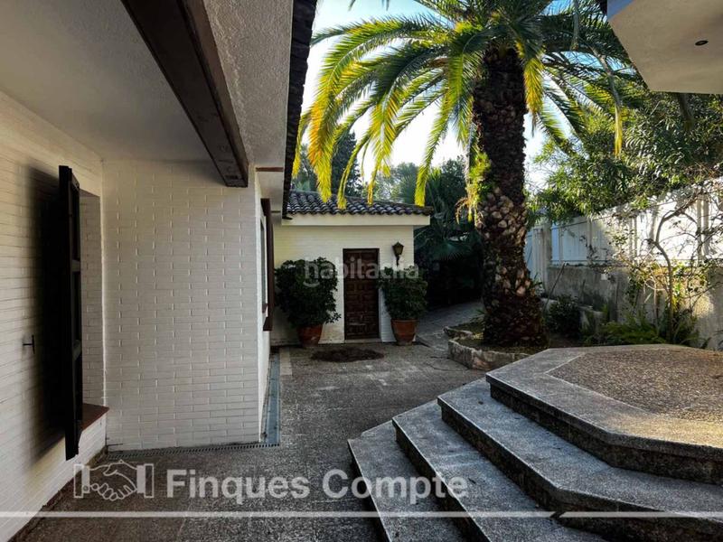 Foto 523f52fa-d880-42ce-ac90-7b56dd1b1bb4. Chalet  con ubicacion excelente. en Roda de Barà