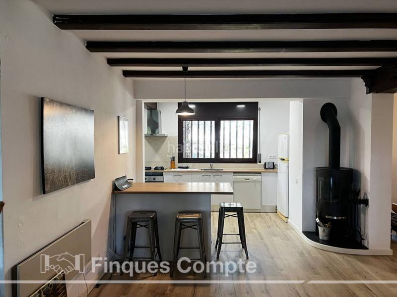 Foto 6b8b3dcb-5c18-4f17-9ad5-7591bfadfc48. Chalet  con ubicacion excelente. en Roda de Barà