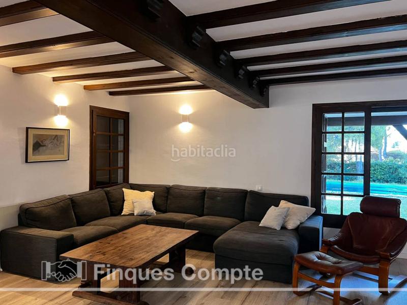 Foto 6c66a75c-3606-4863-ba7e-a9346f80ab22. Chalet  con ubicacion excelente. en Roda de Barà