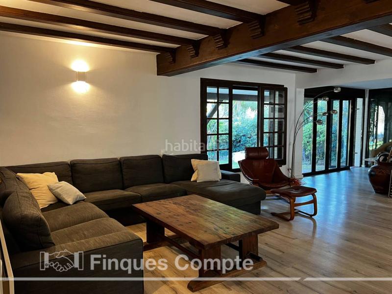 Foto b83f28c0-4e70-4aaa-8e07-86407d0da16a. Chalet  con ubicacion excelente. en Roda de Barà