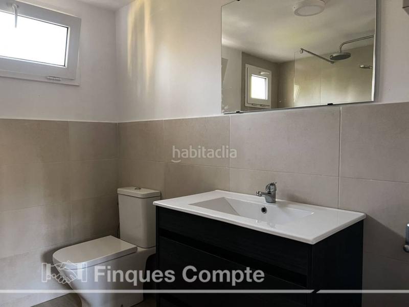 Foto cd15be46-c339-4251-bd21-b168a0e7aa3e. Chalet  con ubicacion excelente. en Roda de Barà