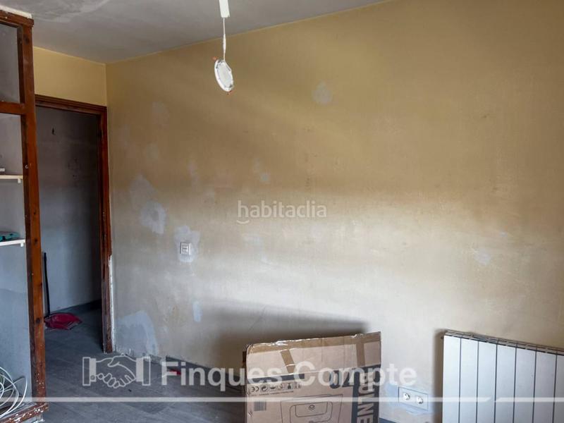 Foto 4bdf7838-38ef-4199-be4d-673e7d04b86f. Piso  centrico semi reformado. en Roda de Barà