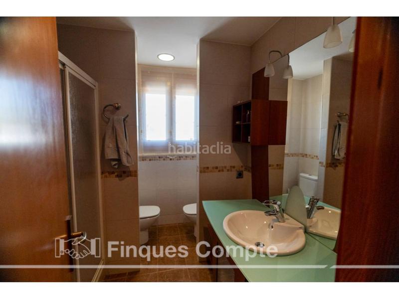 Foto 3ab0a1b4-04ed-47d8-94e4-df00d26f0eb1. Chalet alto standing en Roda de Barà