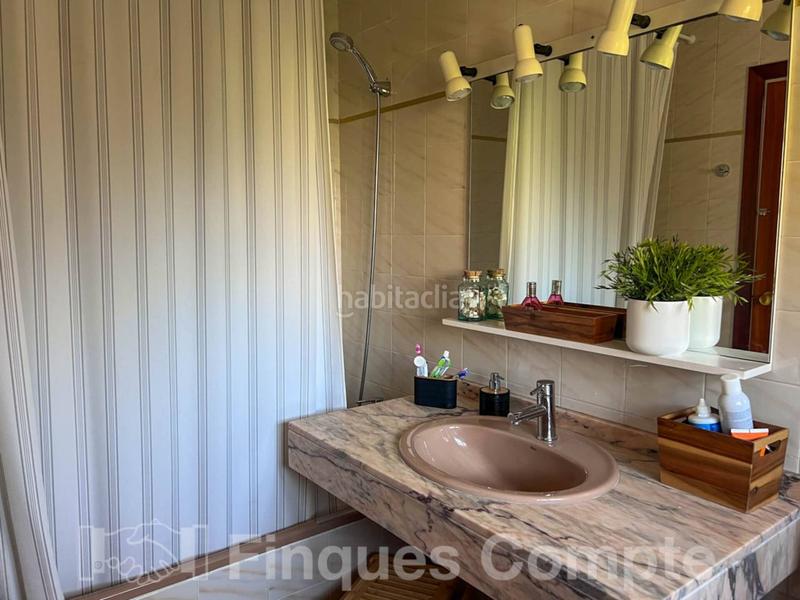 Foto 6d95c3fb-7961-4f46-a5d0-1ab6c4cc956a. Semi detached house with parking pool in Roda de Barà