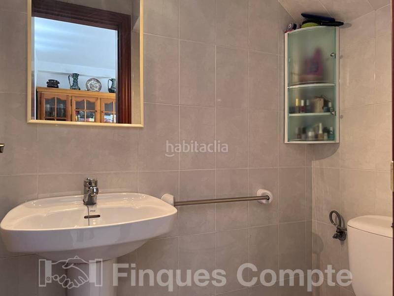 Foto cac31002-72c8-44f2-8c2d-c8e533bea92e. Reihenhaus in Roda de Barà