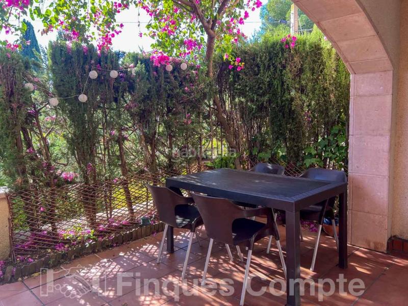 Foto d9d4b379-a633-4e06-8db5-3da4d77d76df. Reihenhaus in Roda de Barà