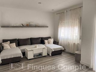 Semi detached house  Calle calaf. Fant�stica adosada.
