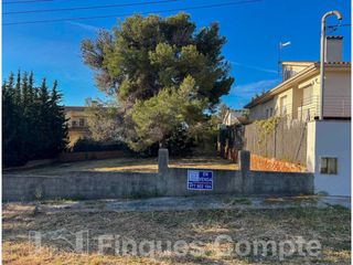 Terreno residencial  Calle orquídies. Parcela en venta en costa daurada