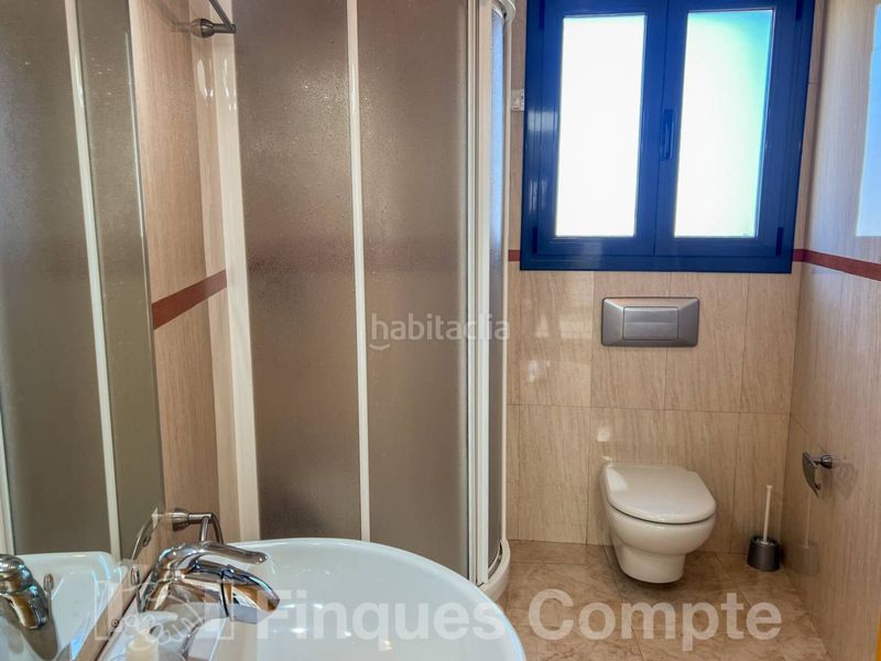 Foto bd385c17-c0ff-4e29-bbc2-3920ea232917. Chalet  en venta en roda de berà en Roda de Barà
