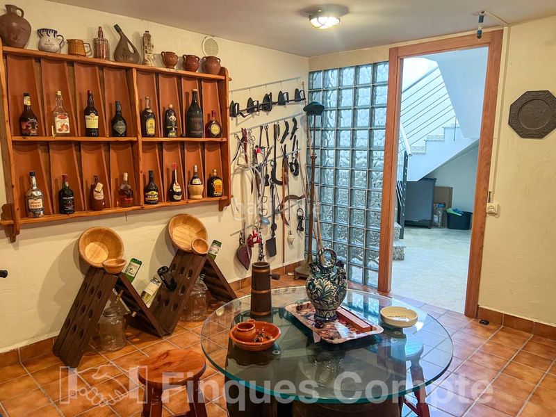 Foto c132198e-c4be-45c9-ab2b-929ecd264f7f. Chalet  en venta en roda de berà en Roda de Barà