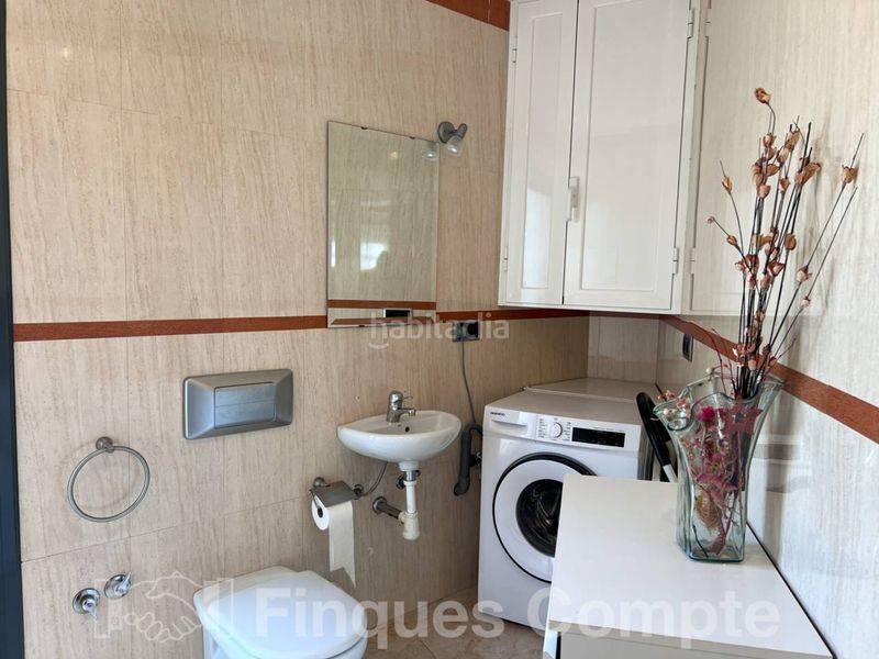 Foto dc543a36-2b47-4644-93cc-2097ed42d1c3. Chalet  en venta en roda de berà en Roda de Barà
