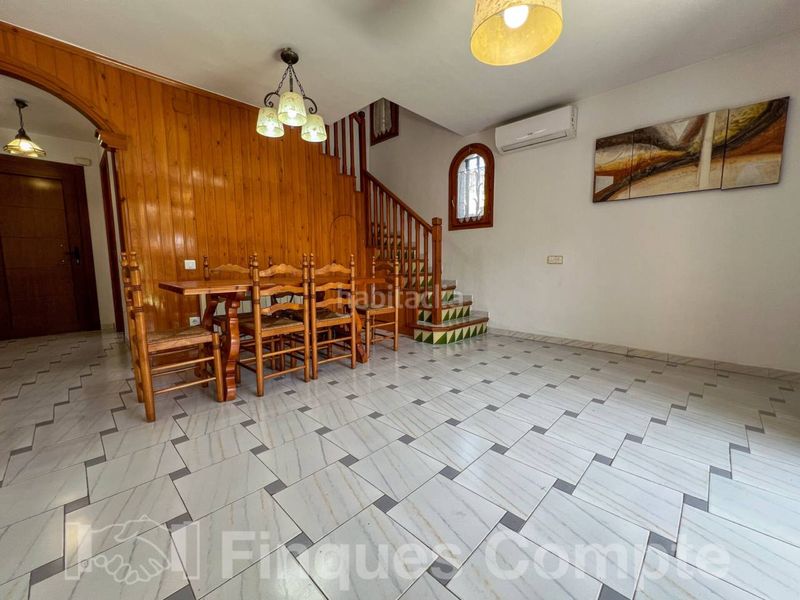 Foto a08b2c8c-6263-4281-af4e-a57c6aff6238. Casa adossada amb calefacció aparcament a Roda de Barà