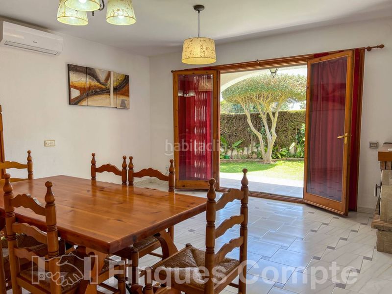 Foto f77630d9-89af-4481-923e-0287bdc07e3d. Casa adossada amb calefacció aparcament a Roda de Barà