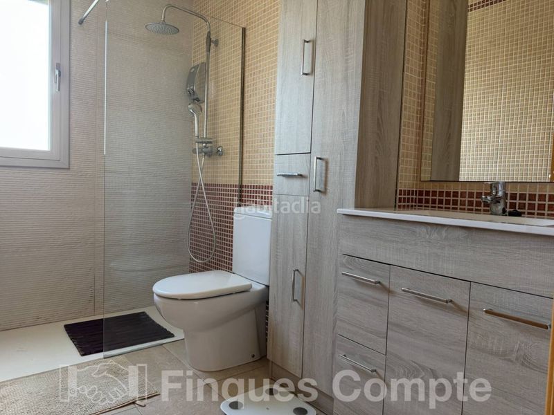 Foto d5b39a4f-1c06-4c4c-9ade-a2d84524b5e1. Apartament amb aparcament piscina a El francas Coma-ruga