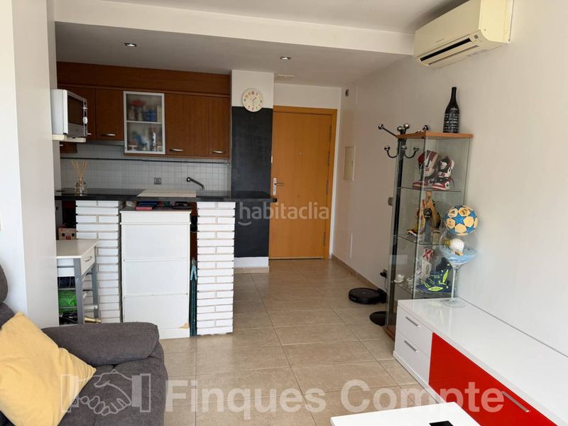 Foto ec6f1fb5-5320-44ee-8a83-171c29a46575. Apartament amb aparcament piscina a El francas Coma-ruga