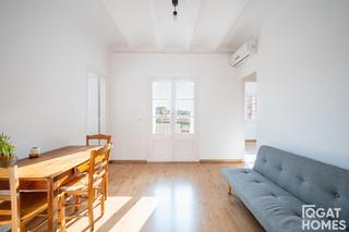 Appartement  Lluis companys. Piso con encanto en el centro de sant cugat
