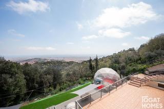 Xalet  De vista rica. Espectacular casa con vistas panorámicas al mar y a barcelona