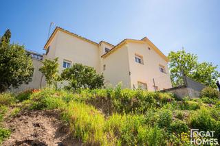 House  Aiges de sabadell. Casa para reformar  con vistas panormicas a collserola