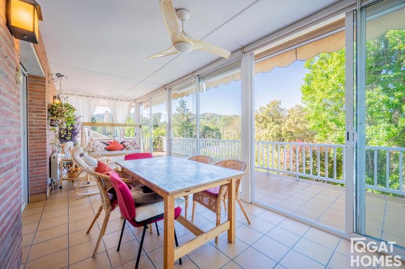 Foto 1f7cb2c8-99fb-4218-bd8c-d68503068aae. Chalet espectacular casa unifamiliar con vistas panorámicas al parque natural de collserola Valldoreix en Sant Cugat del Vallès