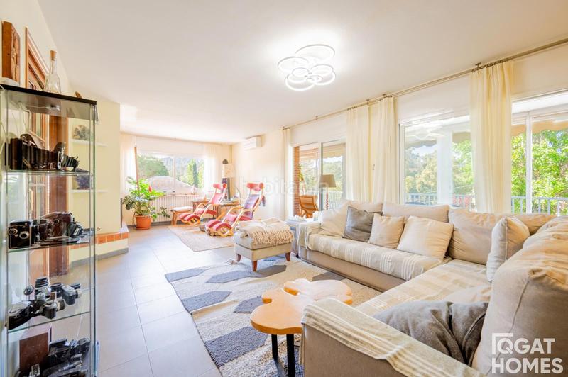 Foto b0291f10-bbbc-4546-b79d-6c36cb6895ec. Chalet espectacular casa unifamiliar con vistas panorámicas al parque natural de collserola Valldoreix en Sant Cugat del Vallès