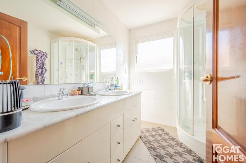 Foto cb14d466-50fd-4f29-9e6d-cef4ed795cd0. Chalet espectacular casa unifamiliar con vistas panorámicas al parque natural de collserola Valldoreix en Sant Cugat del Vallès