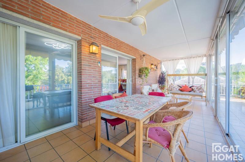 Foto f20aebbe-2386-4b21-b63a-612588c92cbc. Chalet espectacular casa unifamiliar con vistas panorámicas al parque natural de collserola Valldoreix en Sant Cugat del Vallès