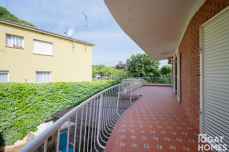 Foto 1ef9e7fc-035a-4567-b1f5-7fd9523c4f89. Casa con parcheggio piscina in Golf-Can Trabal Sant Cugat del Vallès