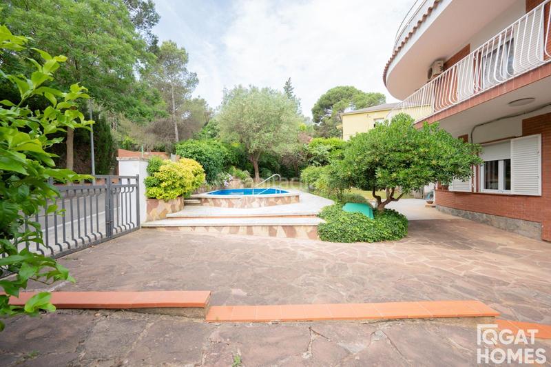 Foto 42da7144-6ff9-44cb-8fe1-eb8a65a7bd1d. Casa con parcheggio piscina in Golf-Can Trabal Sant Cugat del Vallès