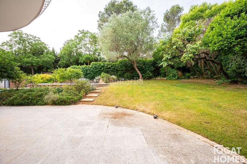 Foto b32947a5-1027-4e5b-9237-e16945086865. Casa con parcheggio piscina in Golf-Can Trabal Sant Cugat del Vallès